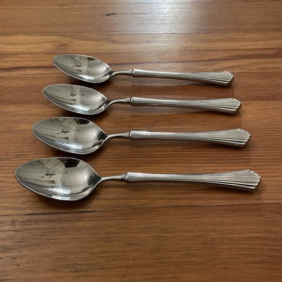 International Lyon FASCINATION Oval Soup Spoon Flatware 7.5 in 18-8 Stainless - Picture 8 of 13